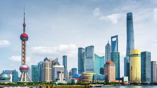 Le bund : panorama urbain de Shanghai