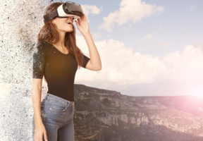 Jeune fille lunettes virtuelles