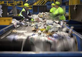 Chaîne industrielle de recyclage des déchets