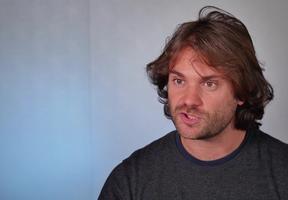Etienne, ingénieur de recherche dans le photovoltaïque