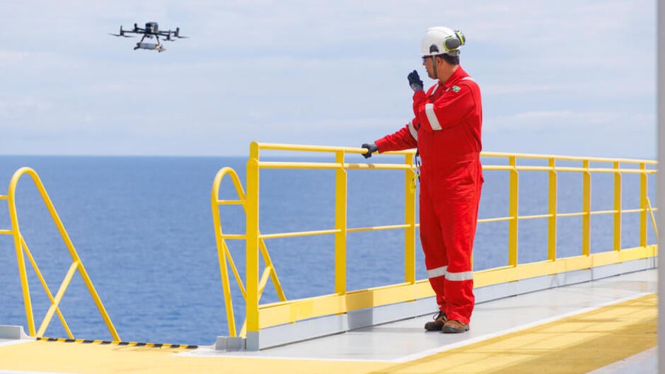 Analyse des émissions réalisée avec un drone sur le Floating Production Storage and Offloading (FPSO) au Brésil