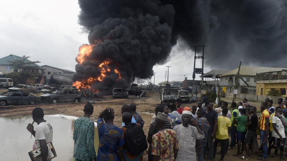 Nigeria fuel fire