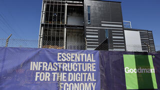 Data center en construction aux États-Unis pour répondre à la croissance rapide des usages liés à l’IA. 