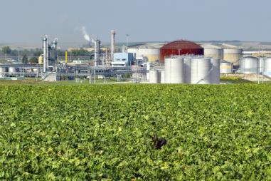 Réservoirs d'éthanol sur le site de la sucrerie-distillerie d'Arcis-sur-Aube en France
